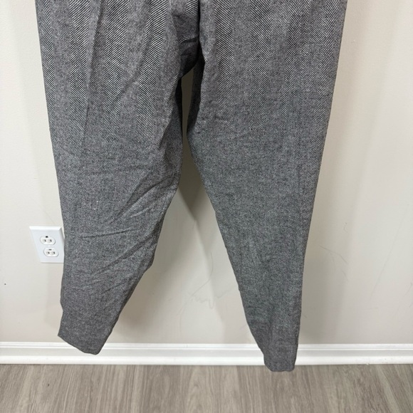 Men’s Banana Republic Aiden Fit Dress Pants in Size 36x34 - Picture 7 of 7